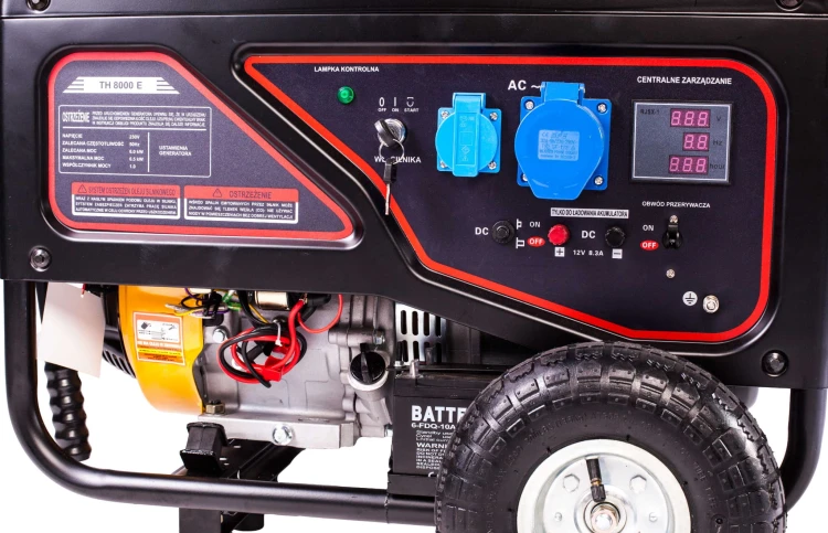 Panel sterowania agregatu Kruzer TH9000E – gniazda 230 V, AVR, rozruch elektryczny i zabezpieczenia